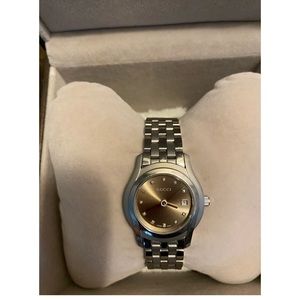Gucci women’s diamond dial watch authentic